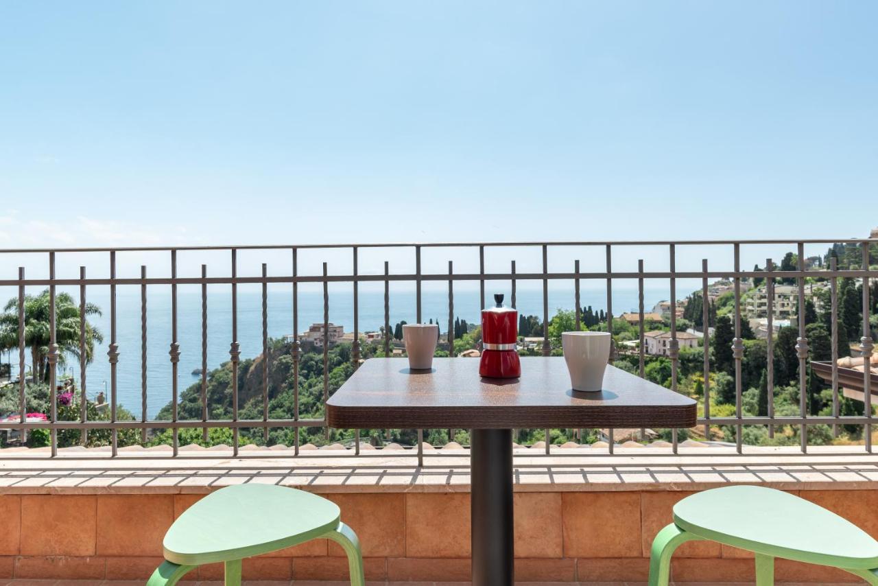 Taormina Panoramic Apartment With Parking Zewnętrze zdjęcie